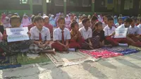 Sementara itu, Polda Jateng mengundang FKUB untuk membahas rencana aksi Bela Rohingya di Candi Borobudur. (Liputan6.com/Jayadi Supriadin)