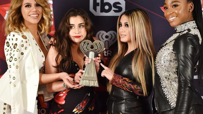 Lirik Lagu Fifth Harmony, He Like That - Celeb Bintang.com