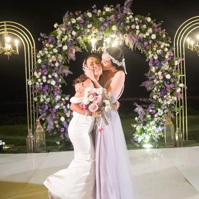 6 Potret Shandy Aulia Jadi Bridesmaid di Pernikahan Sahabat, 16 Tahun Berteman