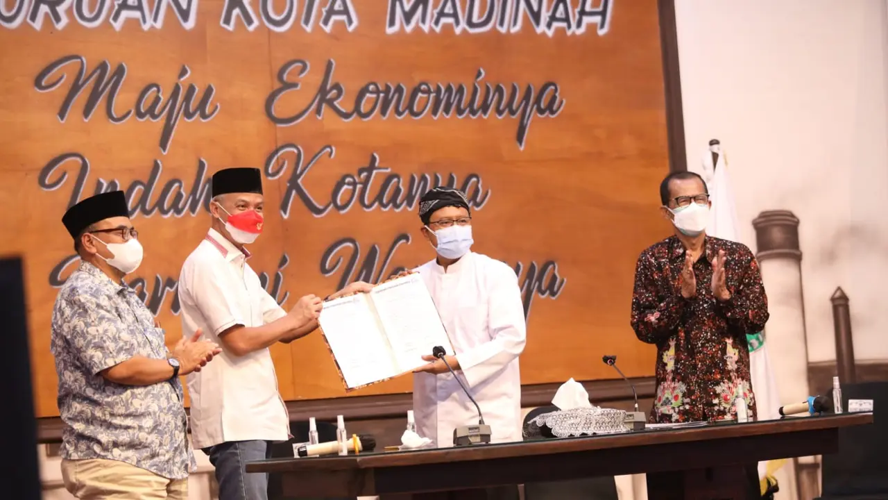 Ganjar Sapa Pendengar dan Penyiar Radio Daerah se-Indonesia