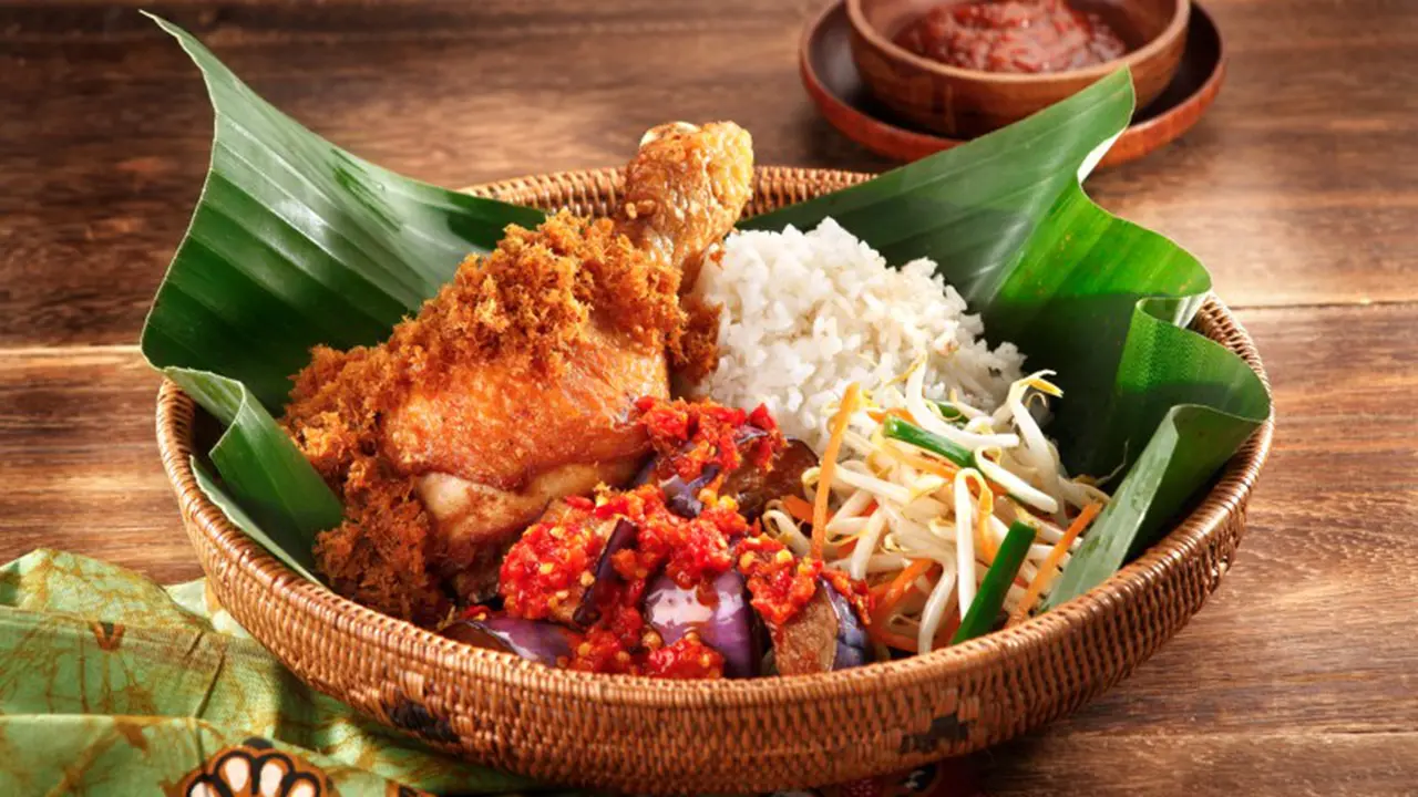 Simak Kekaguman Orang Korea Makan Masakan Khas Indonesia