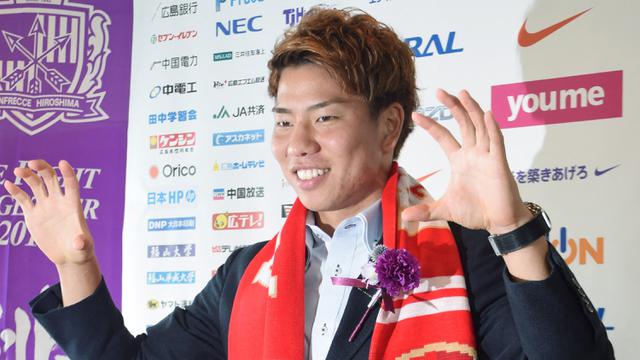 Foto: Demi Menggaet Pasar Asia, Arsenal Pernah Diperkuat 6 Pesepak Bola Asal Asia Berikut di Liga Inggris