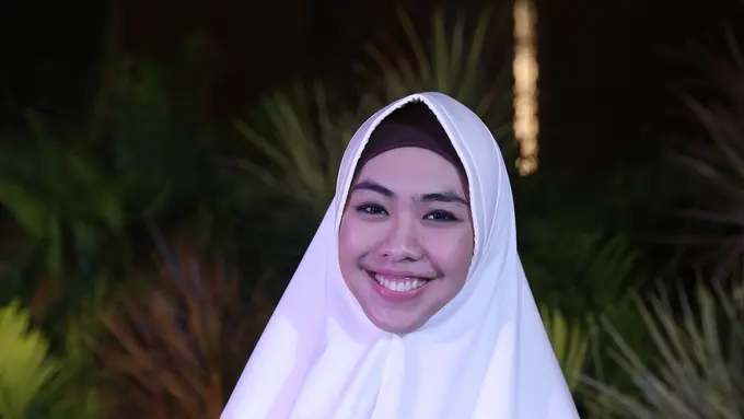 [Bintang] Oki Setiana Dewi