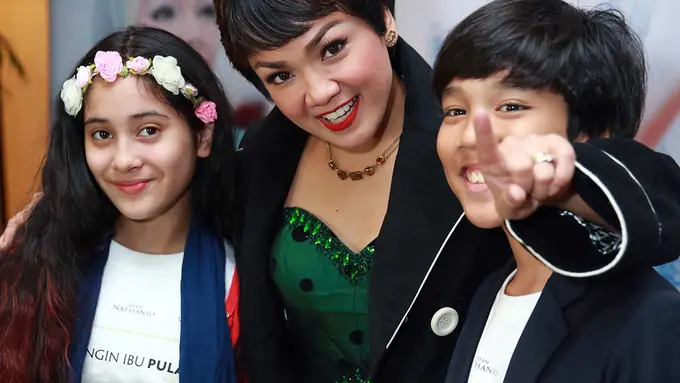 [Bintang] Nirina Zubir