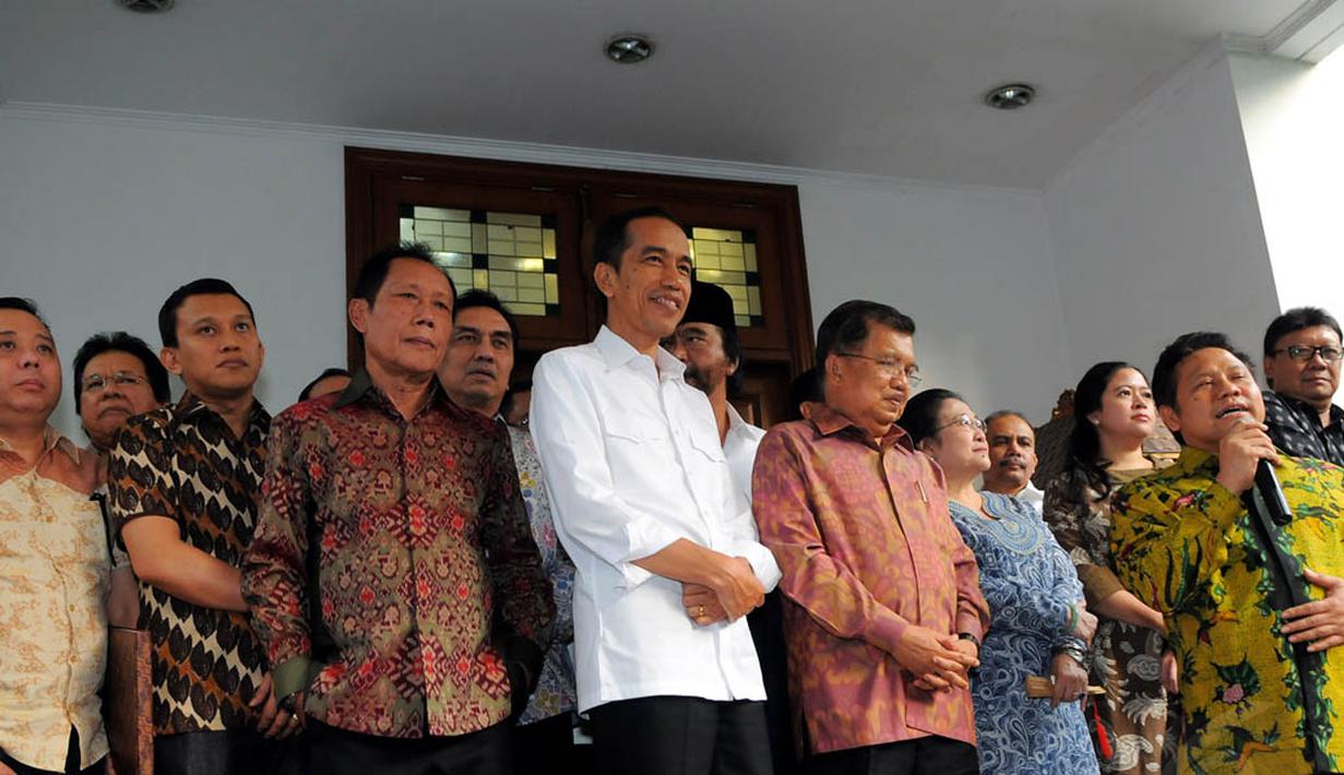 Pertemuan Koalisi Indonesia Hebat  pendukung Jokowi-JK itu untuk membahas rapat paripurna pemilihan pimpinan MPR, Jakarta, (5/10/14). (Liputan6.com/Faisal R Syam)