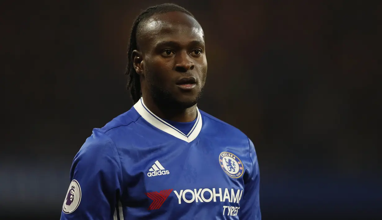 2. Victor Moses (Bek) - Pemain asal Nigeria ini menjadi salah satu pemain terbaik bagi The Blues musim ini. Pemain berusia 27 tahun itu digaji sebesar 75 ribu pounds per pekan. (AFP/ Adrian Dennis)
