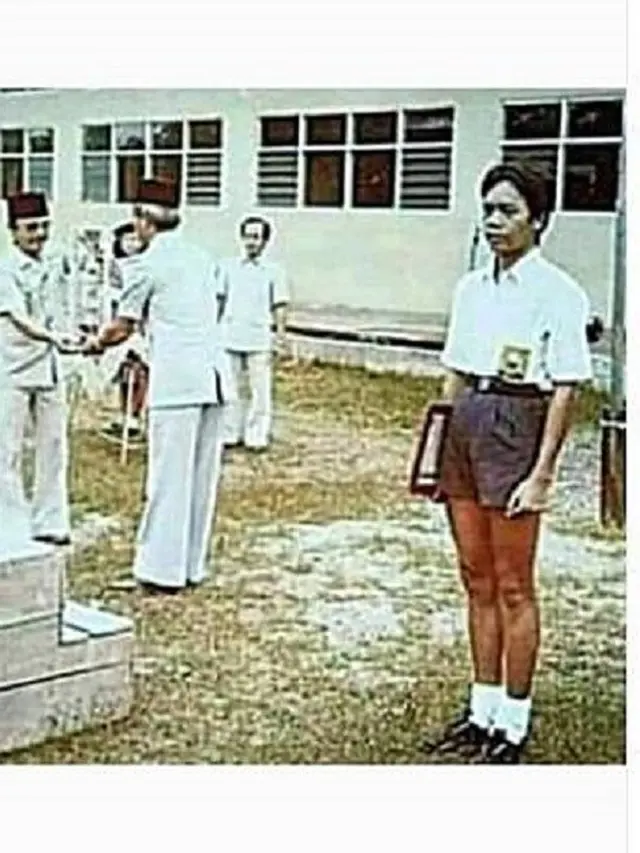 6 Foto Upacara Bendera saat Sekolah Zaman Dulu Ini Bikin Nostalgia