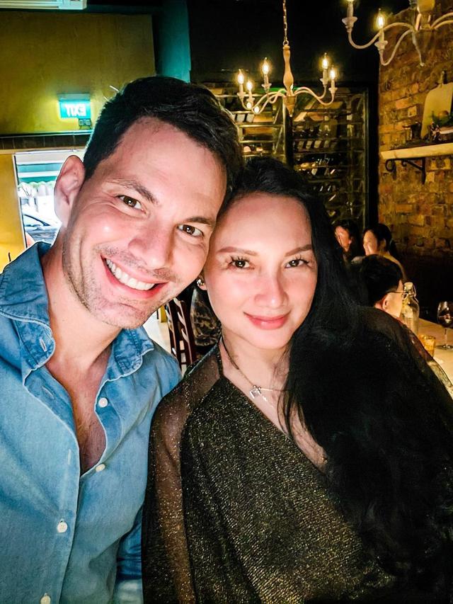 Tata Cahyani Mantan Istri Tommy Soeharto Pacari Aktor Hollywood, Ini 6 Potret Kebersamaanya