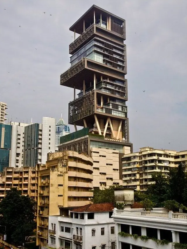 Potret rumah termahal di dunia milik konglomerat Ambani (Sumber: Vanity Fair)