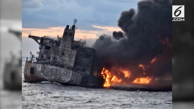 Kapal tanker bermuatan 136.000 kondensat meledak hingga mengakibatkan kebakaran besar.
