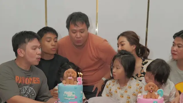 9 Momen Sarwendah Beri Kejutan Ulang Tahun ke Thalia dan Thania, Ruben Onsu Tak Terlihat