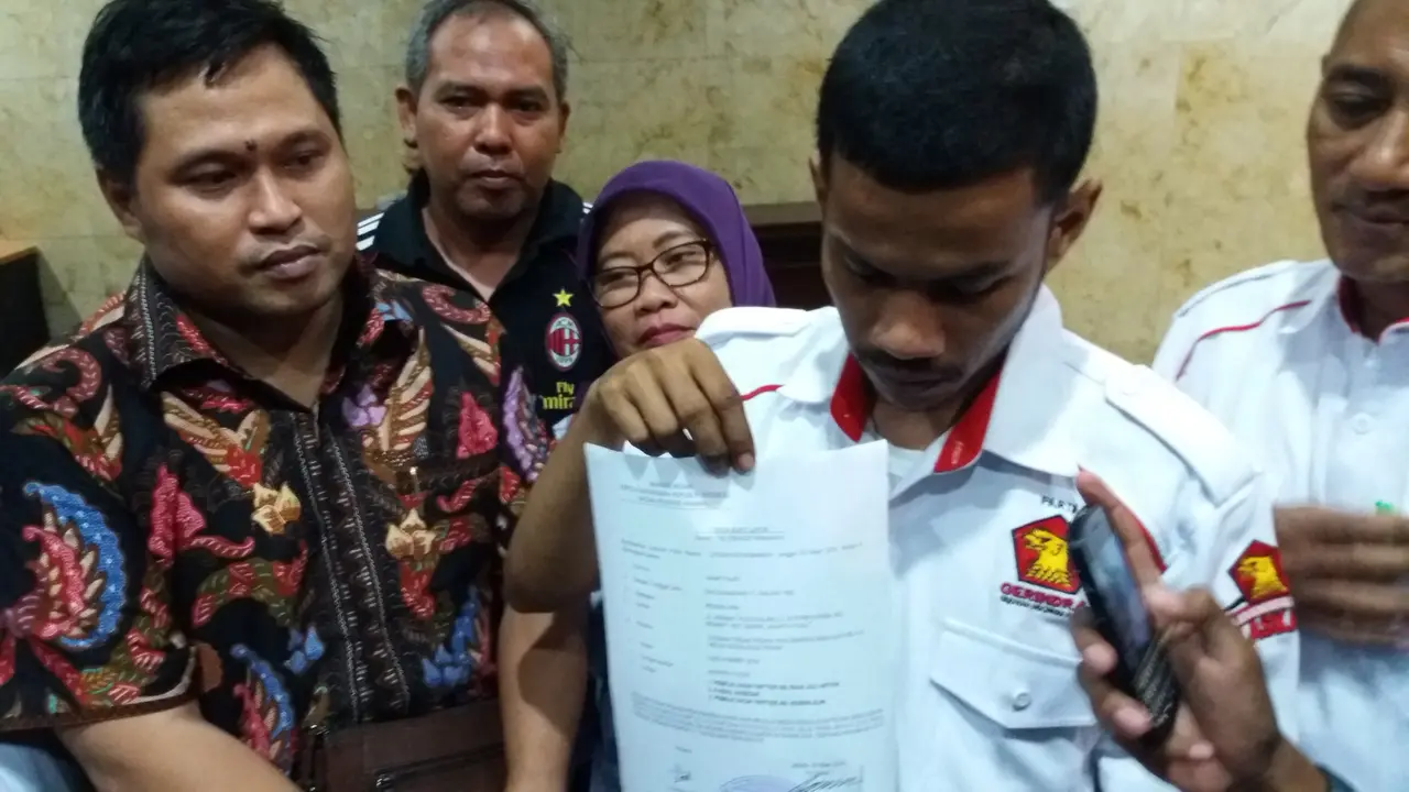 Wakil Ketua Umum Gerindra Fadli Zon melaporkan Sekjen PSI ke Bareskrim Polri