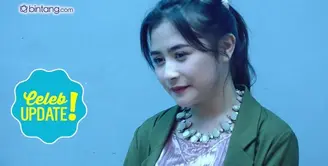 Meskipun banyak fans atau haters yang protes dengan kedekatan Prilly Latuconsina dan Teuku Rassya. Prilly mengaku Rassya tidak pernah terganggu dan santai saja dengan komentar tersebut. 