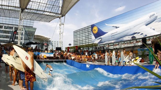 7 bandara istimewa ini membuat pengunjung tak lagi merasa bosan saat menunggu jadwal penerbangan yang sedang di delay.