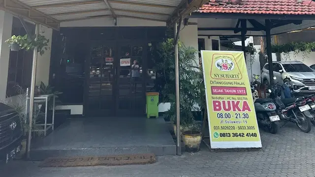 Rekomendasi Tempat Makan Ayam Goreng di Surabaya