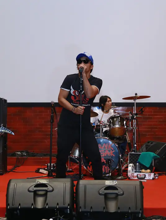 Nantinya dalam Konser Slank Reog & Roll, Kaka dan kawan-kawan akan melibatkan seniman setempat di setiap daerah untuk turut terlibat di gelaran tersebut. (Wimbarsana/Bintang.com)