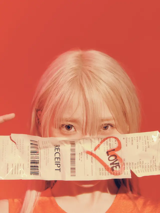 IU akan menggelar konser pada 27-28 April 2024 di Indonesia Convention Exhibition (ICE) BSD City.