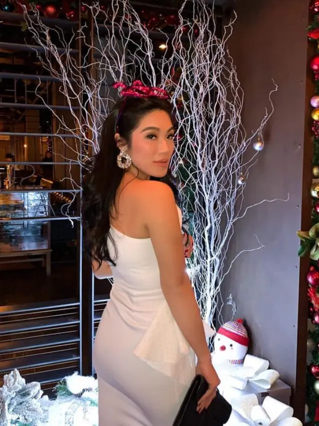 Gaya Winona Delany Calon Menantu Hotman Paris. [@wdtandra]