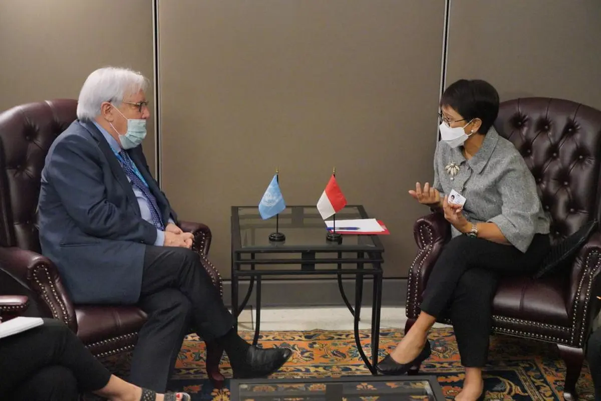 Menlu Retno Marsudi melakukan pertemuan dengan Martin Griffiths, Under-Secretary-General for Humanitarian Affairs and Emergency (Wakil Sekjen PBB, Kepala Bantuan Kemanusiaan). (Dok: Kemlu RI)
