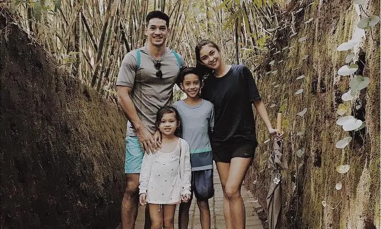 Nana Mirdad dan keluarga kecilnya [foto: instagram/nanamirdad_]