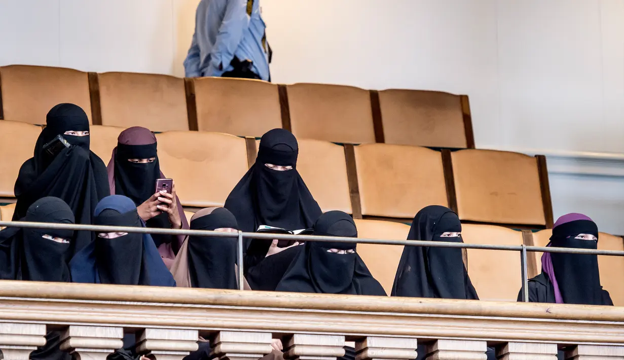Foto Denmark Resmi Mengeluarkan Larangan Mengenakan Burka Dan Niqab Foto