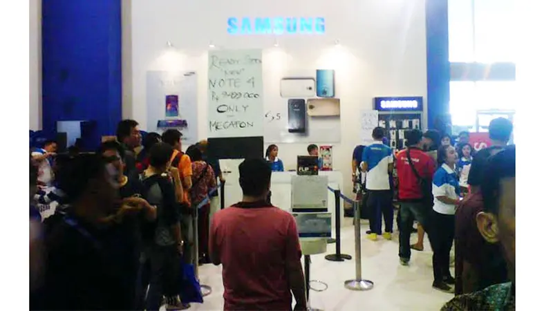 Galaxy Note 4 Jadi Buruan Pengunjung Indocomtech 2014