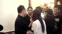 Rekam Jejak Jont Weku Perdayai Model-model Cantik