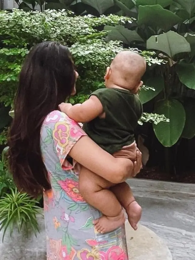 Anak Indah Permatasari dan Arie Kriting (Instagram/indahpermatas)