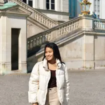 Hasil bidikan kamera Vivo V40 5G dengan fitur Portrait di Nymphenburg Palace, Munich, Jerman. Liputan6.com/Iskandar