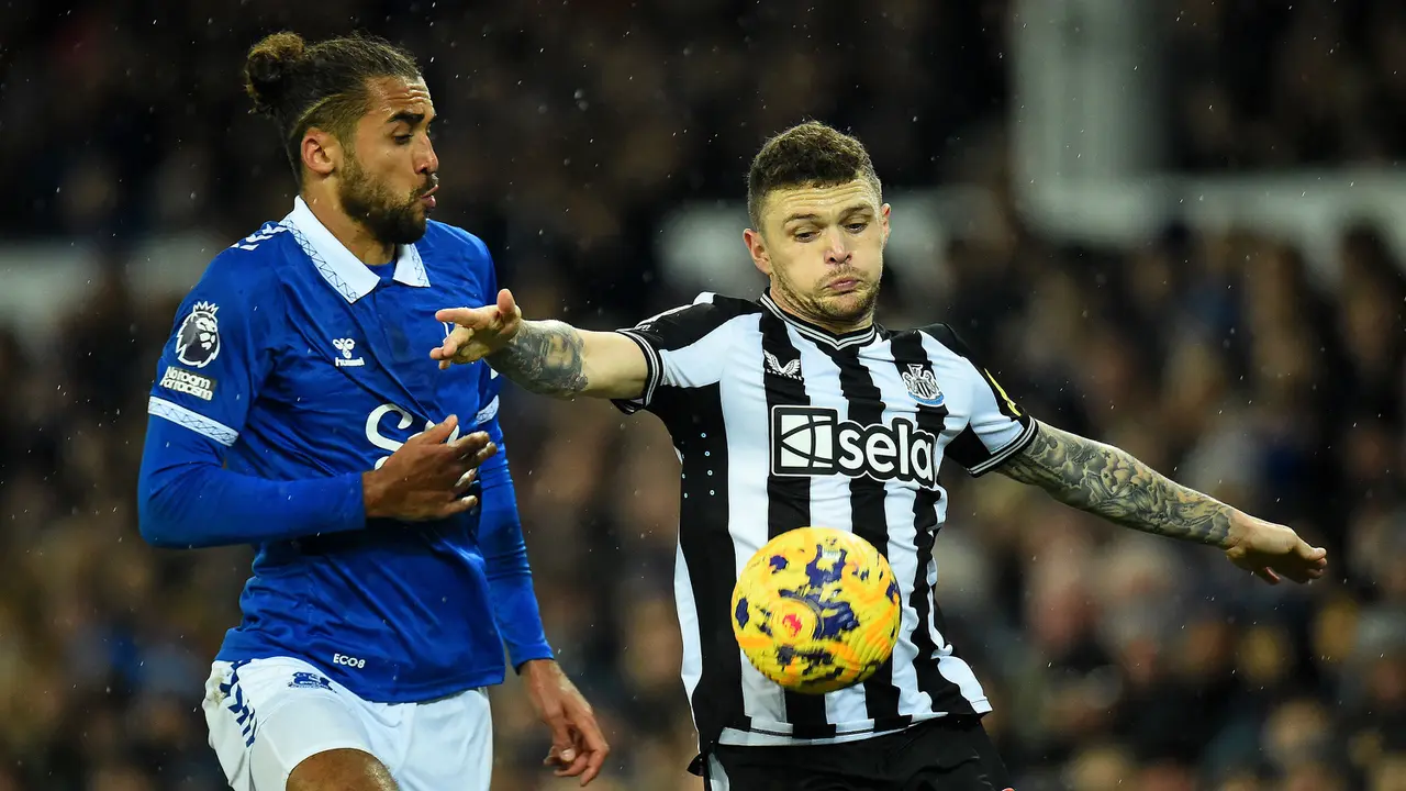 Foto: Double Blunder Kieran Trippier saat Newcastle Dihajar Everton 0-3 pada Laga Lanjutan Liga Inggris