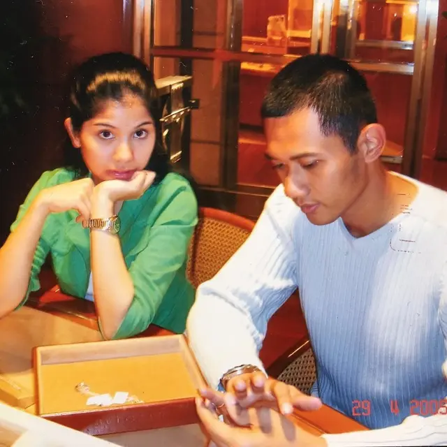 7 Potret Lawas Pasangan Seleb saat Masih Pacaran, Serasi Sejak Dulu