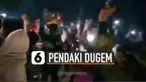 Beredar video pendaki gunung sedang mengadakan pesta dugem di lokasi camping. Kejadian ini mendapat kecaman dari banyak pihak.