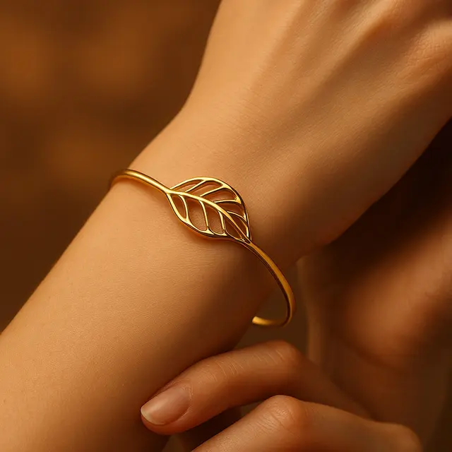 Model Gelang Emas Elegan 2 Gram Motif Daun