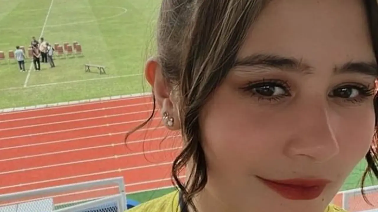 Prilly Latuconsina