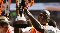 Pulangkan Claude Gnakpa, Persib Belum Dapatkan Striker Asing