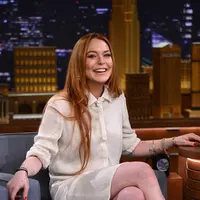 Lindsay Lohan pun tega membuang ponsel milik kekasihnya itu ke laut. Pertengkaran ini terjadi di Chinawhite, Rakkan Beach. (AFP/Bintang.com)