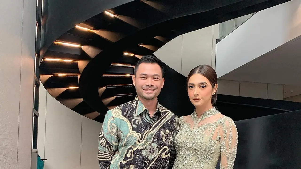 Nabila Syakieb dan suami. (Foto: Instagram @nsyakieb85)