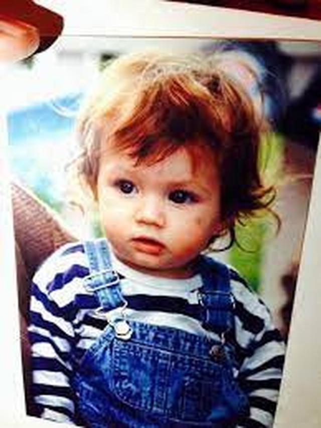 6 Foto Masa Kecil Troye Sivan, Pelantun Lagu Angel Baby yang Viral di TikTok