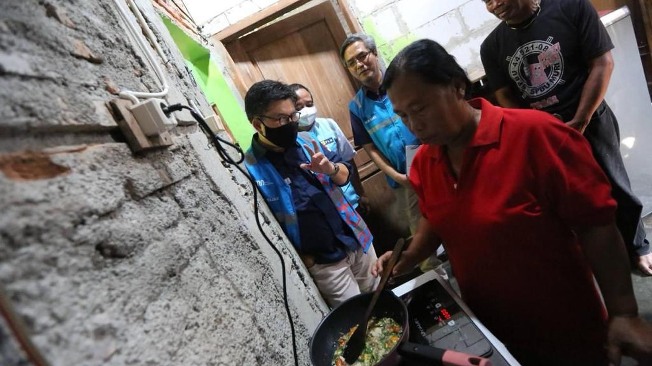 PT PLN (Persero) sukses merealisasikan pilot project konversi kompor LPG ke kompor induksi di Surakarta.