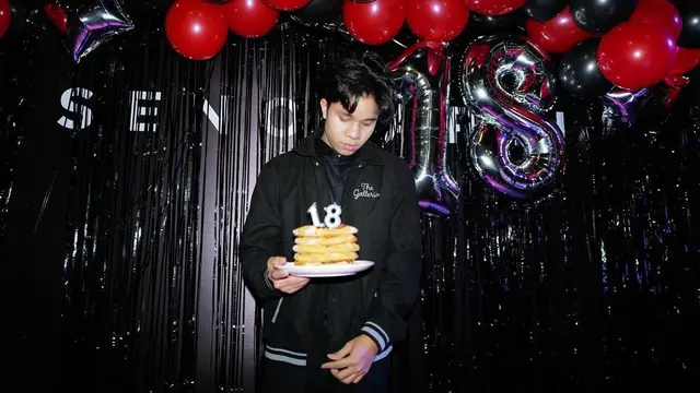 Potret Ulang Tahun Fateh Halilintar yang ke-18, Dihadiri Ashanty dan Kris Dayanti