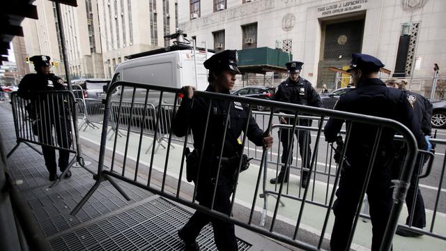 Donald Trump Akan Diadili, Kejaksaan Manhattan Dipasangi Barikade