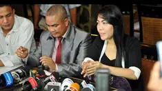 Pada 13 Mei 2015 yang lalu, Devi Nurmayanti menggugat cerai Krisna Mukti dengan tudingan sang suami tidak pernah memberikan nafkah lahir dan batin kepada dirinya serta anak semata wayangnya. Akan tetapi Krisna pun membantah hal tersebut, sampai akhir...