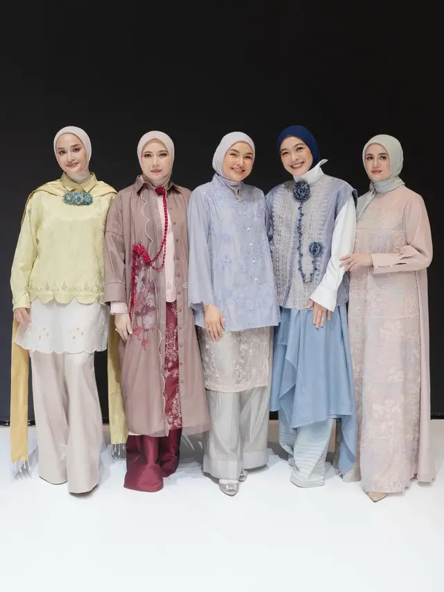 Koleksi Raya 2026 RiaMiranda, Dari Kombinasi Warna Baru yang Ceria hingga Tren Skirt-Over-Pants