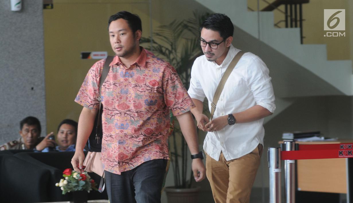 Adik Gubernur Jambi nonaktif Zumi Zola, Zumi Laza Zulkifli usai menjalani pemeriksaan di gedung KPK, Jakkarta (24/5). Zumi Laza diperiksa terkait kasus dugaan suap dan gratifikasi atas proyek-proyek di Pemprov Jambi. (Merdeka.com/Dwi Narwoko)