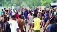 [VIDEO] Korban Perang Suku di Papua Diobati di Medan Laga