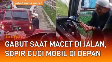 Aksi kocak ditunjukkan oleh seorang sopir bus ketika jalanan macet menarik perhatian