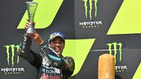 4. Pembalap Petronas Yamaha, Franco Morbidelli, berhasil finis di urutan ke dua balapan MotoGP Republik Ceska di Sirkuit Brno, Minggu (9/8/2020). Hasil tersebut membuat Morbidelli menempati posisi empat klasemen dengan 31 poin. (AFP/Joe Klamar)