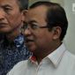 Sekjen Partai Berkarya Priyo Budi Santoso memberi keterangan usai melakukan pertemuan tertutup dengan komisioner KPU, Jakarta, Rabu (17/10). Pertemuan membahas tentang kondisi jumlah DPT pada Pemilu 2019 yang masih janggal. (Merdeka.com/Iqbal S Nugroho)