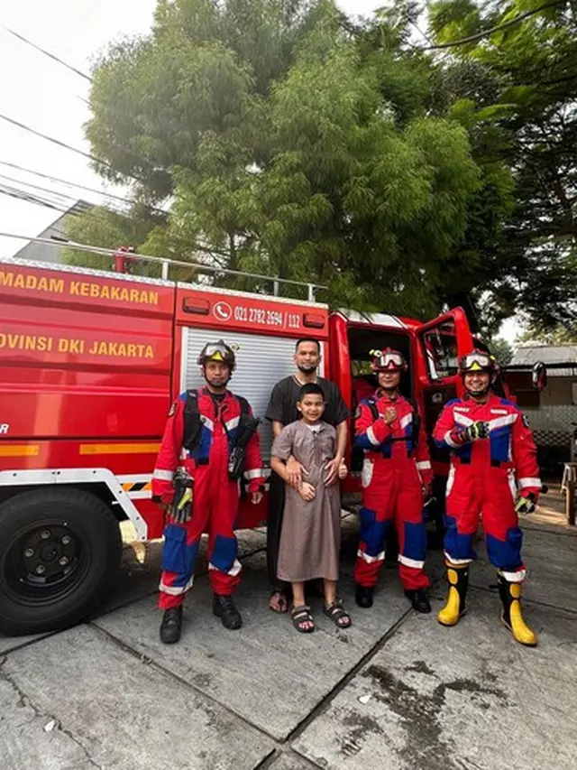 7 Momen Drama Rumah Teuku Wisnu yang Didatangi Biawak, Ujungnya Dievakuasi Damkar