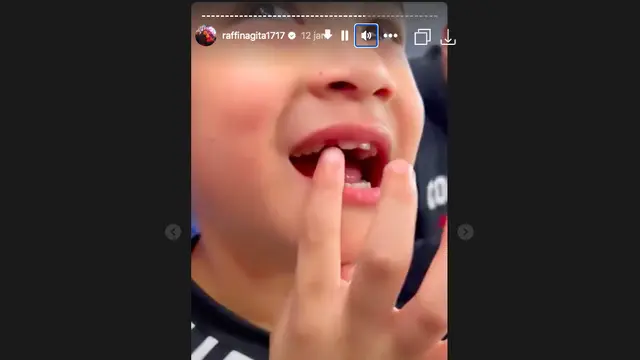 Gigi Rafathar Copot Saat Nonton Pertandingan Piala Dunia 2022 Anatara Portugal vs Ghana di Qatar. (instagram.com/raffinagita1717)